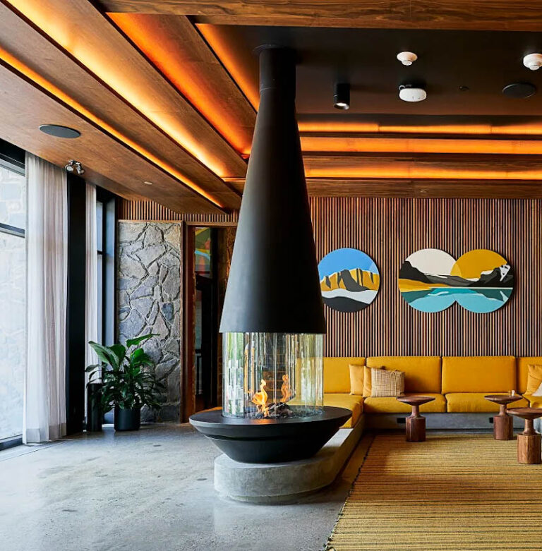 MYSTIQUE Direct-Vent Gas - Moxy Hotel Banff
